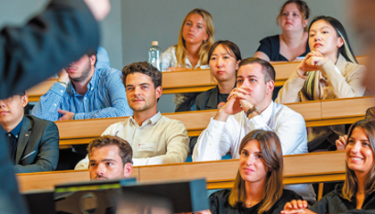 法国里昂商学院 - emlyon business school国际款待业管理硕士