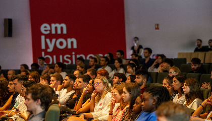 法国里昂商学院 - emlyon business school视频