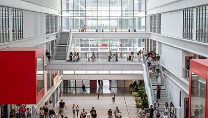 法国里昂商学院 - emlyon business school能源转型管理硕士