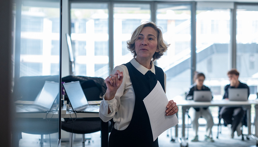 法国里昂商学院 - emlyon business school研究