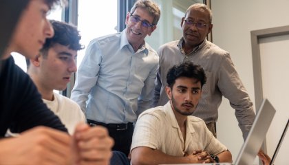 法国里昂商学院 - emlyon business school全球创新与创业硕士