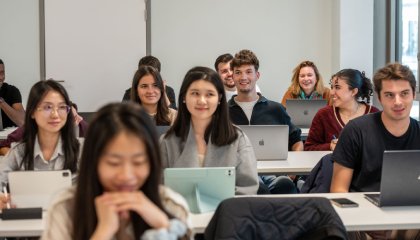 法国里昂商学院 - emlyon business school市场营销与商业发展硕士