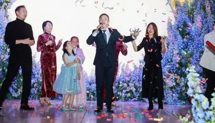 “莫奈繁花”里昂商学院校友艺术节隆重举办
